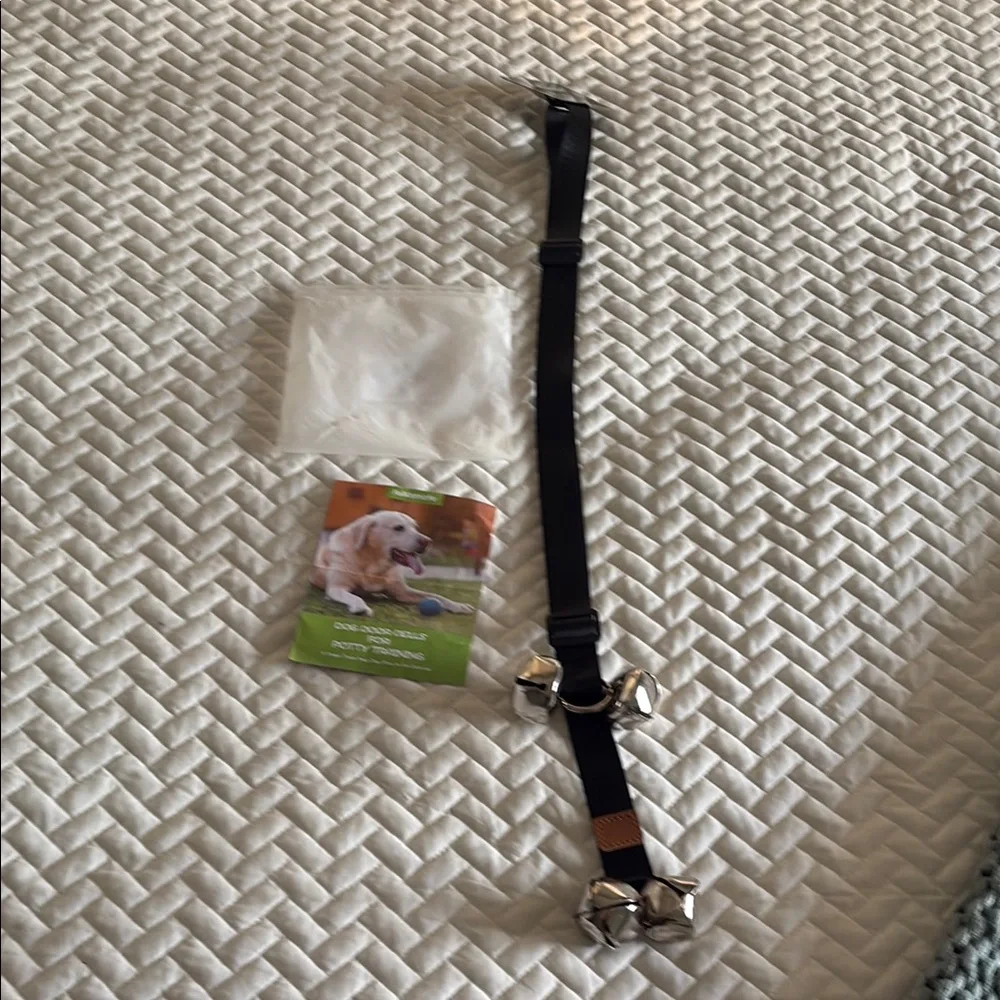 NWT Black Dog Training Bells